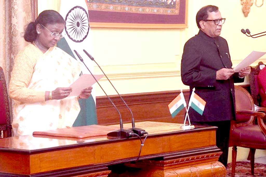 RK Goyal takes oath as Chief Information Commissioner